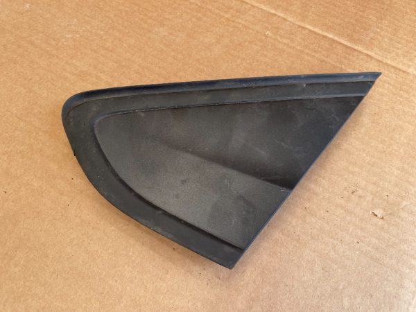 Ornament usa stanga VW UP 1S0853273B 1S0 853 273 B - Dezmembrari Auto