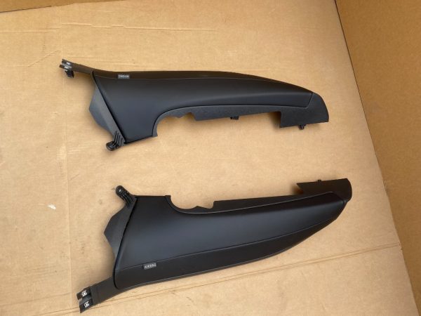 Ornamente din piele laterale bancheta spate VW Passat B8 sedan 3G5885702H 3G5885701H - Dezmembrari Auto