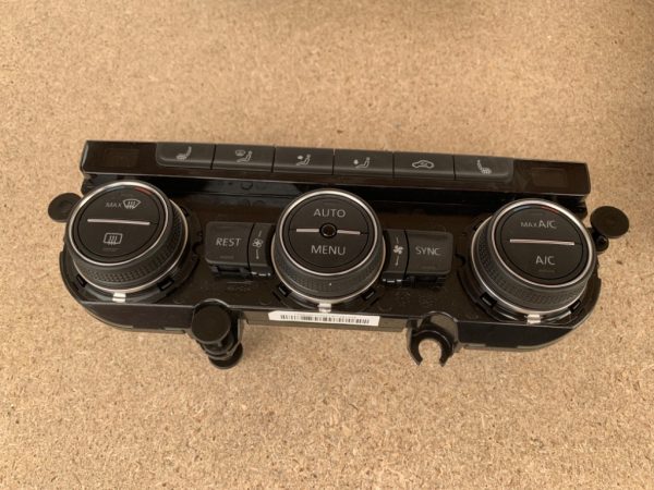 Panou climatronic cu incalzire in scaune VW Arteon 5G0907044ER 5G0 907 044 ER - Dezmembrari Auto