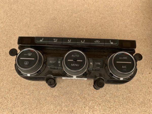 Panou climatronic cu incalzire in scaune VW Arteon 5G0907044DP 5G0 907 044 DP - Dezmembrari Auto