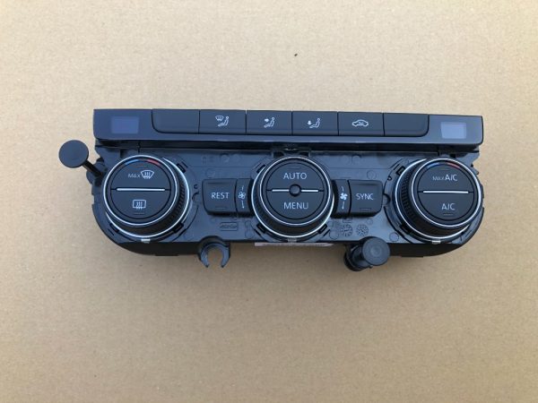 Panou climatronic VW Passat B8 5G0907044BN 5G0 907 044 BN - Dezmembrari Auto