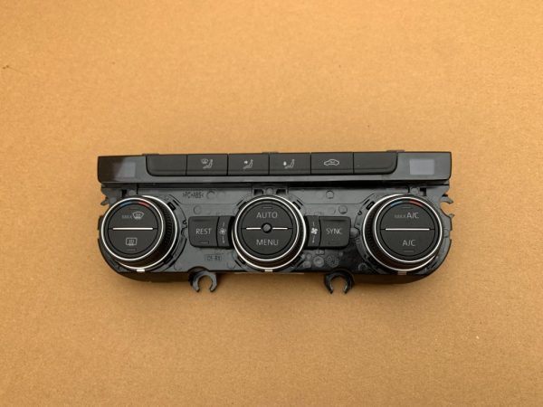 Panou climatronic VW Passat B8 facelift 2020 5G0907044FG 5G0 907 044 FG - Dezmembrari Auto