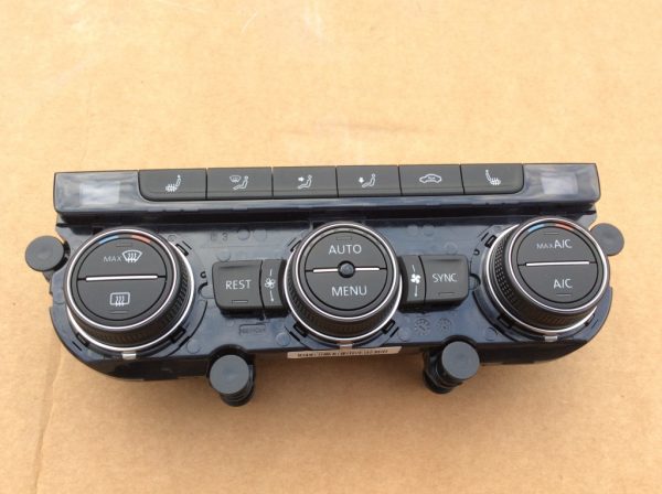 Panou comanda AC clima VW Passat B8 5G0907044BG 5G0 907 044 BG - Dezmembrari Auto