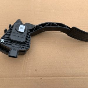 Pedala acceleratie Ford Mondeo 5 2018 - Dezmembrari Auto