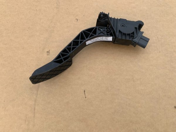Pedala acceleratie VW Golf 7 2019 5Q2723503D, 5Q2 723 503 D - Dezmembrari Auto