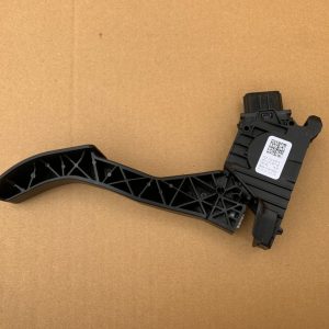 Pedala acceleratie VW Passat B8 facelift 2020 5Q1723503K 5Q1 723 503 K - Dezmembrari Auto