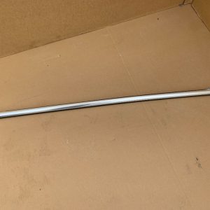 Perie geam cromata stanga spate Audi Q8 2019 4M8839475 4M8 839 475 - Dezmembrari Auto