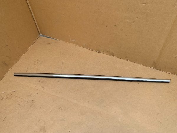 Perie geam cromata usa stanga fata Ford Mondeo 5 2018 - Dezmembrari Auto