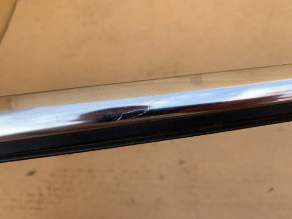 Perie geam cromata usa stanga spate Ford Mondeo 5 2018 DS73-F25604 - Dezmembrari Auto - imagine 3