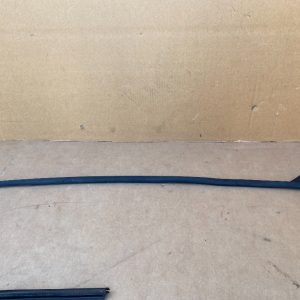 Perie geam dreapta Audi A3 8P 2 usi coupe - Dezmembrari Auto