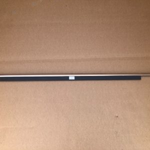 Perie geam dreapta fata Audi A3 8V 2 usi 8V3853284 8V3 853 284 - Dezmembrari Auto