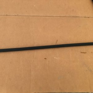Perie geam dreapta fata VW Golf 7 5G4837478E 5G4 837 478 E - Dezmembrari Auto