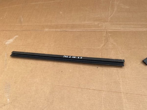 Perie geam dreapta spate Skoda Fabia 2 hatchback 5J6839480 5J6 839 480 - Dezmembrari Auto