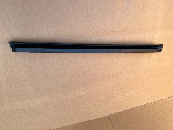 Perie geam usa stanga spate BMW G11 G12 M 760 LXiA seria 7 din 2017 7380529 - Dezmembrari Auto