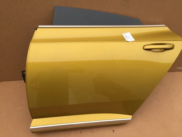 Usa stanga spate VW Arteon din 2017 motor bi-turbo CUAA 239 cp - Dezmembrari Auto