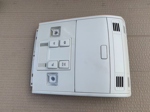 Plafoniera completa cu suport ochelari VW Passat B8 - Dezmembrari Auto