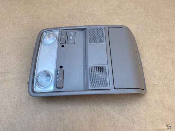 Plafoniera cu lumini ambientale VW Passat B6 1K0868837E 1K0 868 837 E culoare maro - Dezmembrari Auto