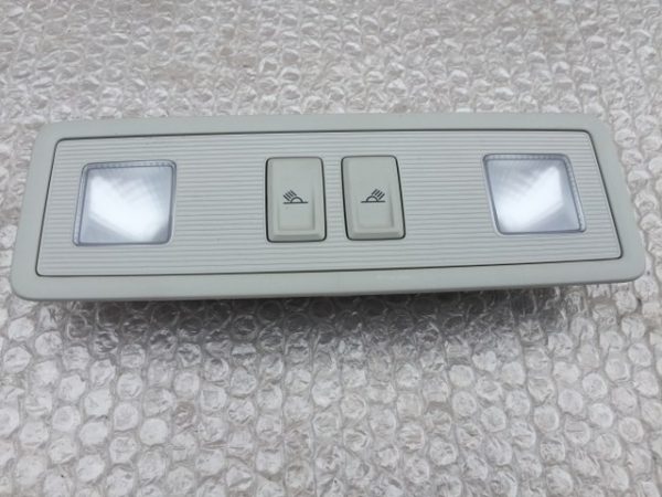 Plafoniera lumini spate VW Polo 1.0 TSI DKZ 2GA 947 290 2GA947290 - Dezmembrari Auto