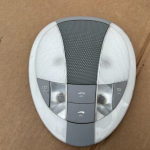 Plafoniera Mercedes E class 211 A2118202001 - Dezmembrari Auto