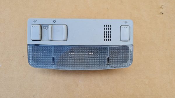 Plafoniera Seat Toledo 2014 3B0947105C 3B0 947 105 C - Dezmembrari Auto