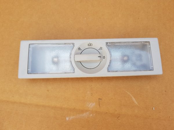 Plafoniera spate VW Jetta 2016 6Q0947291B 6Q0 947 291 B - Dezmembrari Auto