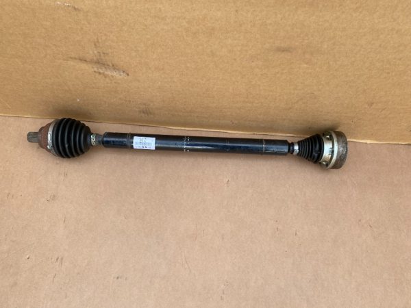 Planetara dreapta Audi A3 8V 5Q0407272C 5Q0 407 272 C - Dezmembrari Auto