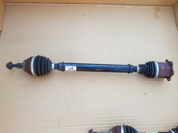 Planetara dreapta DSG VW Passat CC 2.0 tdi 3AA407272A 3AA 407 272 A 0 km - Dezmembrari Auto
