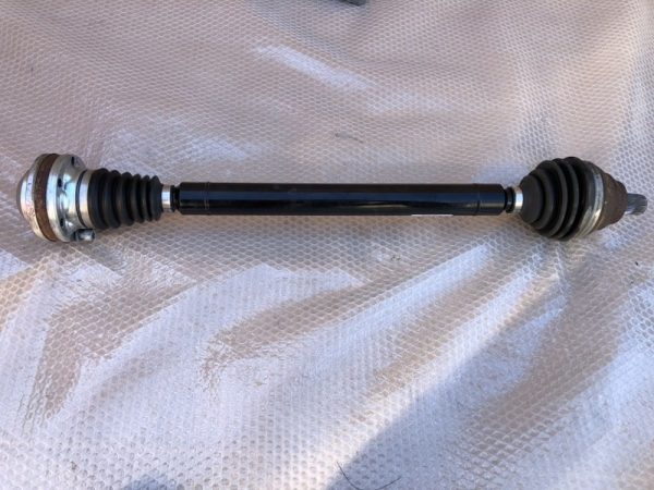 Planetara dreapta DSG VW Passat CC 2.0 tsi CCT 200 cp 3C8407272C 3C8 407 272 C - Dezmembrari Auto