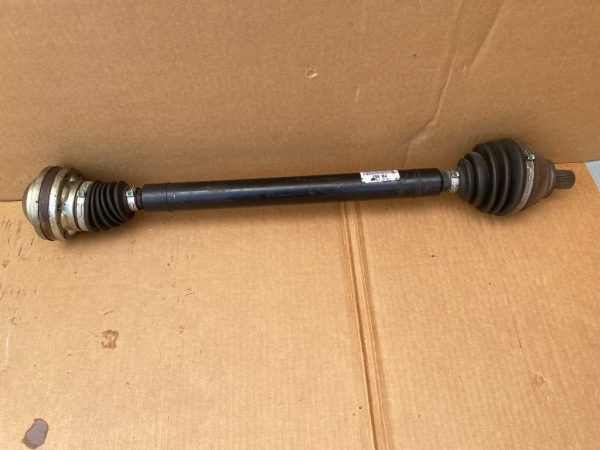 Planetara dreapta VW Golf 7 5Q0407272BM 5Q0 407 272 BM - Dezmembrari Auto