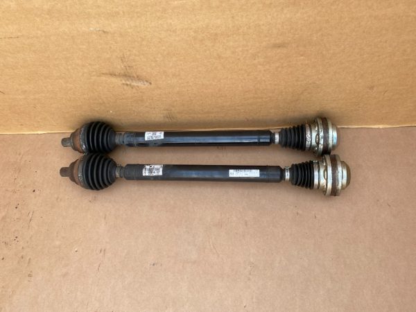Planetara dreapta VW Golf 7 Sportsvan 5Q0407272F 5Q0 407 272 F - Dezmembrari Auto