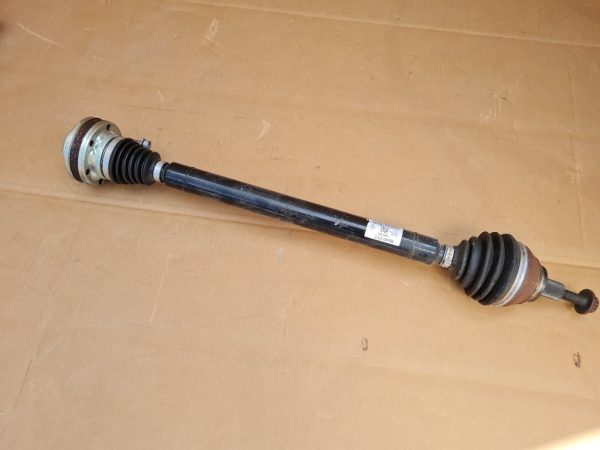Planetara dreapta VW Passat B8 2.0 tdi 3Q0407272C 3Q0 407 272 C la 0 km - Dezmembrari Auto