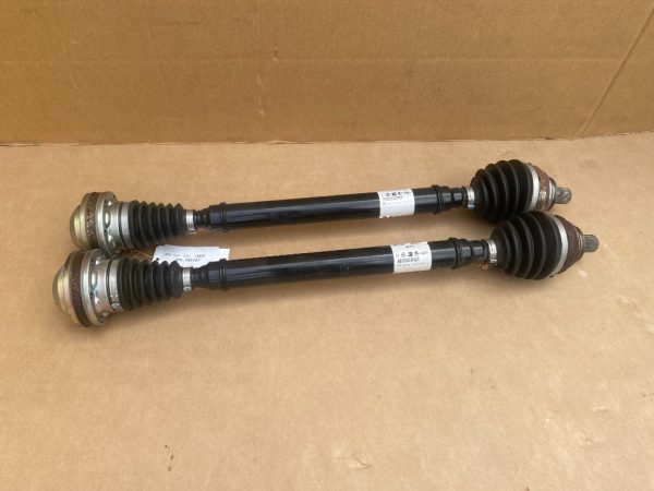 Planetara dreapta VW Sharan 7N la 0 km 7N0407764P 7N0 407 764 P - Dezmembrari Auto