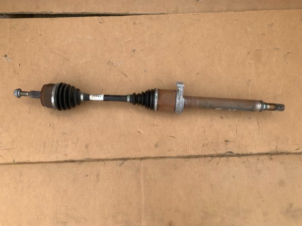Planetara dreapta VW Transporter T6 2021 7LA407272P 7LA407272C - Dezmembrari Auto