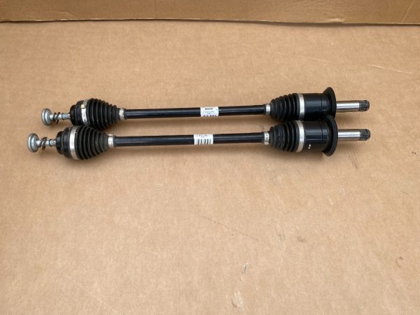 Planetara spate stanga dreapta BMW X1 F48 7646867 la 0 km - Dezmembrari Auto