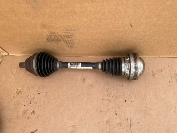 Planetara stanga VW Golf 7 5Q0407271BG 5Q0 407 271 BG - Dezmembrari Auto