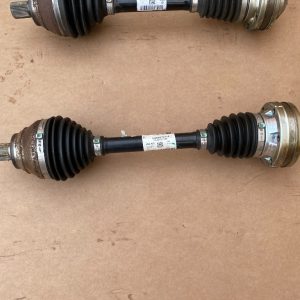 Planetara stanga VW Golf 7 5Q6407271E 5Q6 407 271 E - Dezmembrari Auto