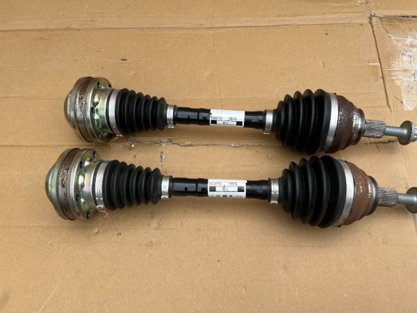 Planetara stanga VW Sharan la 0 km 7n0407763 7n0 407 763 - Dezmembrari Auto