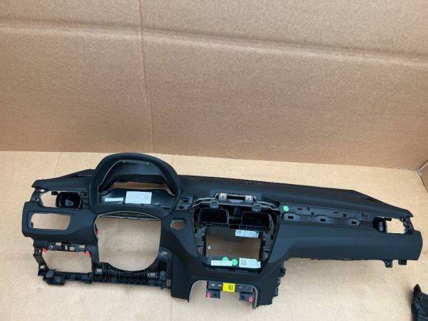 Plansa bord BMW X1 F48 din 2017 la 0 km 9332740 model cu head-up display - Dezmembrari Auto - imagine 8