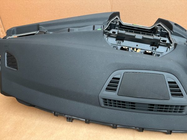 Plansa bord BMW X1 F48 din 2017 la 0 km 9332740 model cu head-up display - Dezmembrari Auto - imagine 7