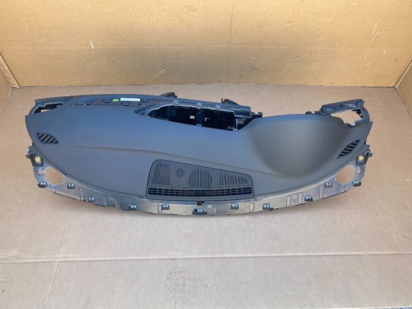 Plansa bord Audi A6 C7 2016 4G1858041LL 4G1 858 041 LL la 0 km - Dezmembrari Auto