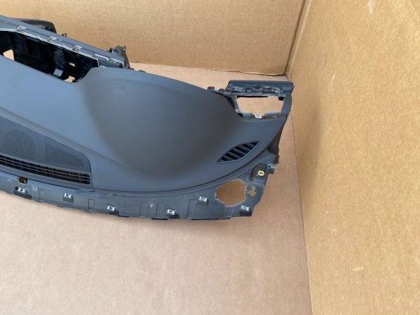 Plansa bord goala Audi A6 C7 2016 modeul fara head up display - Dezmembrari Auto - imagine 3