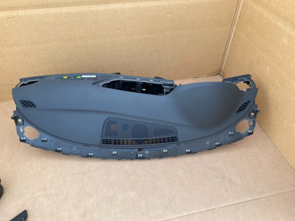 Plansa bord goala Audi A6 C7 2016 modeul fara head up display - Dezmembrari Auto - imagine 4