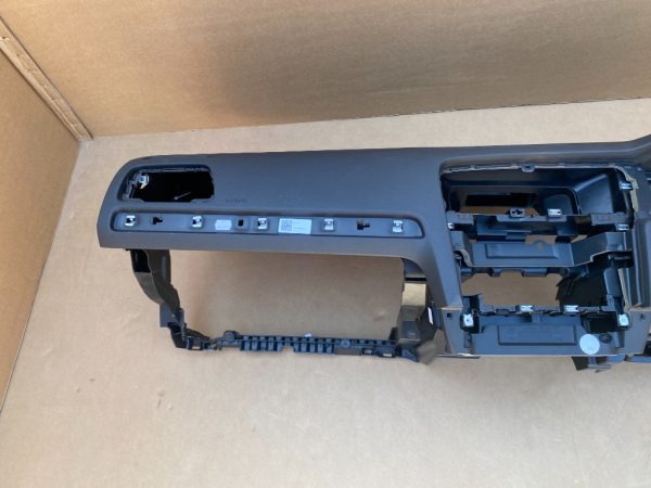 Plansa bord goala volan dreapta VW Golf 7 2019 5G2857181A 5G2 857 181 A la 0 km - Dezmembrari Auto - imagine 2