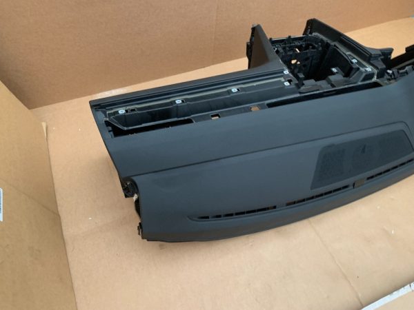 Plansa bord goala VW Arteon Passat B8 - Dezmembrari Auto - imagine 2