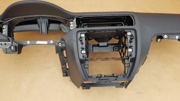 Plansa bord goala VW Jetta 2017 - Dezmembrari Auto - imagine 6