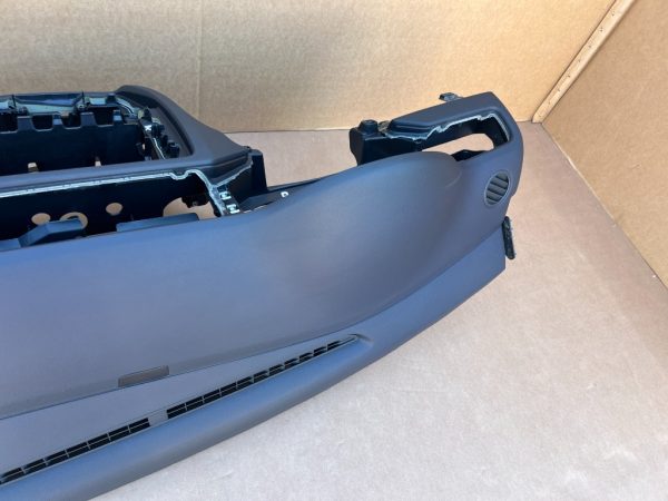 Plansa bord goala VW Jetta 2017 5C7857004D 5C7 857 004 D la 0 km - Dezmembrari Auto - imagine 3