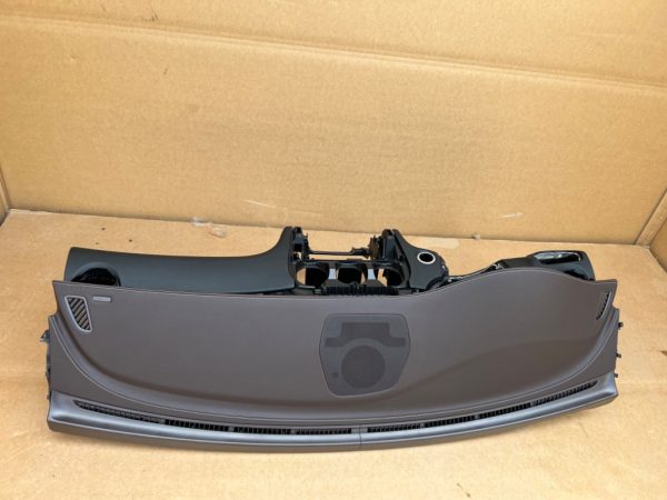 Plansa bord piele maro Mercedes GLC / coupe la 0 km fara airbag A2536803802 - Dezmembrari Auto