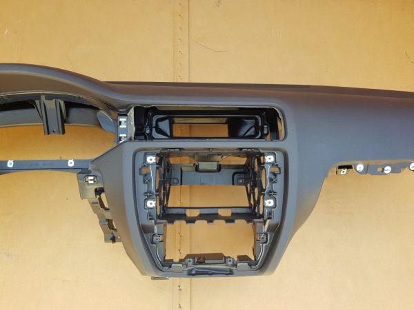 Plansa bord VW Jetta 2016 - Dezmembrari Auto - imagine 7