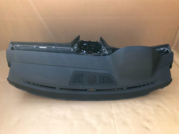 Plansa bord VW Passat B8 - Dezmembrari Auto - imagine 2