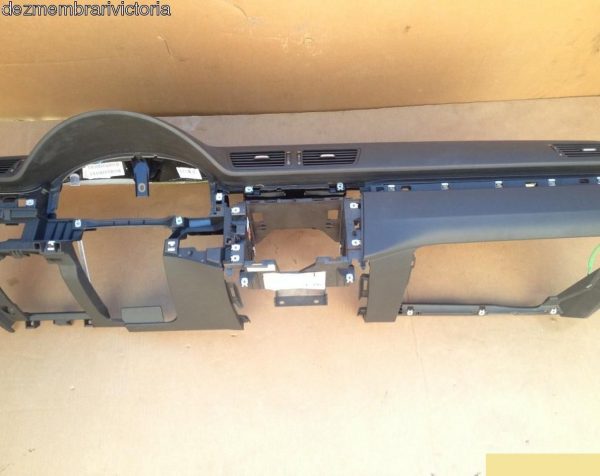 Plansa bord VW Passat CC 2011 - Dezmembrari Auto